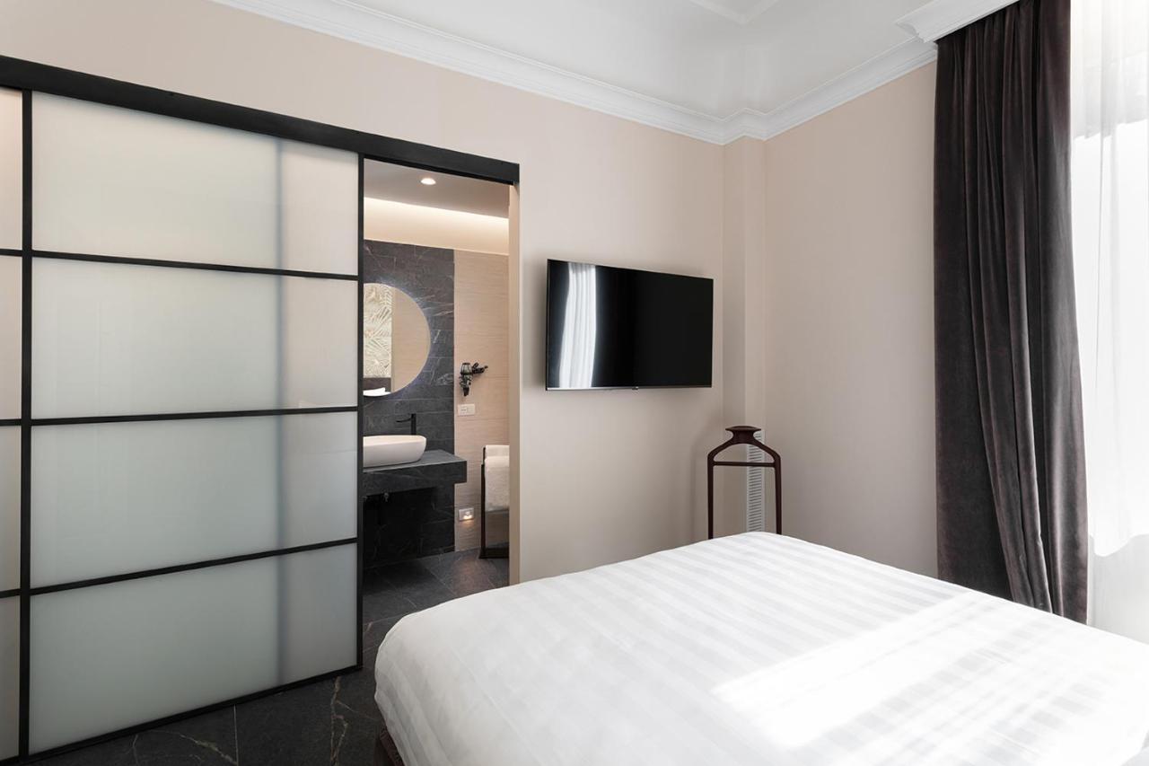 Hotel Poerio 25 Boutique Stay Napoli Ngoại thất bức ảnh