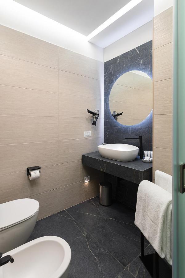 Hotel Poerio 25 Boutique Stay Napoli Ngoại thất bức ảnh