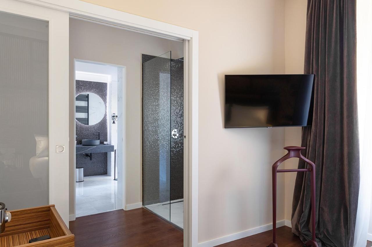 Hotel Poerio 25 Boutique Stay Napoli Ngoại thất bức ảnh