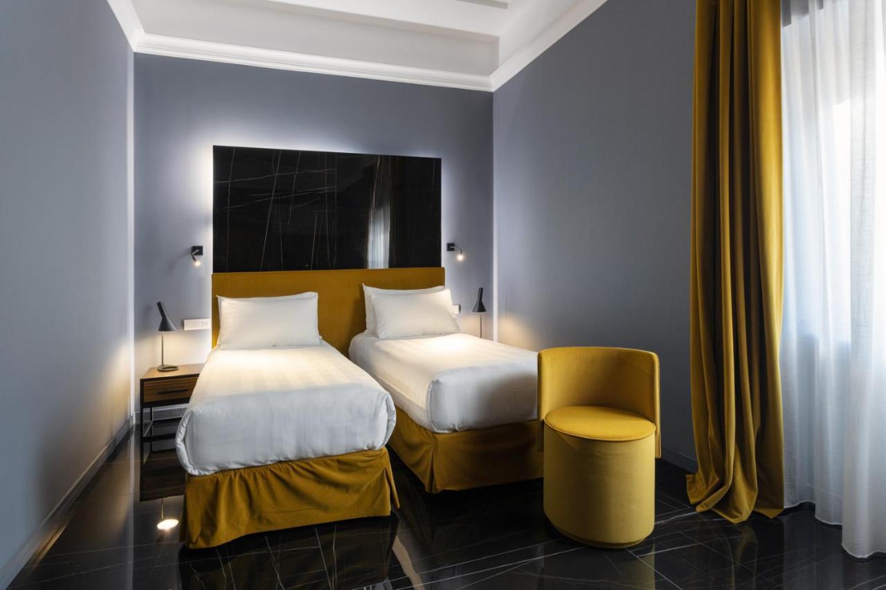 Hotel Poerio 25 Boutique Stay Napoli Ngoại thất bức ảnh